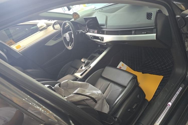 Used Audi A4L 2020 40 TFSI Fashion Dynamic Model Right Front Seat