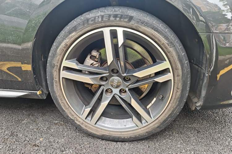 Used Audi A4L 2020 40 TFSI Fashion Dynamic Model Right Front Wheel Hub