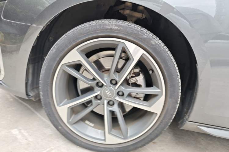 Used Audi A4L 2020 40 TFSI Fashion Dynamic Model Right Front Wheel Hub