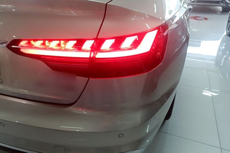 Used Audi A4L 2020 40 TFSI Fashion Dynamic Model Right Rear Taillight