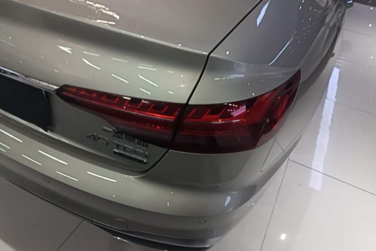Used Audi A4L 2020 40 TFSI quattro Luxury Dynamic Model Right Rear Taillight