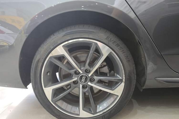 Used Audi A4L 2020 40 TFSI Fashion Dynamic Model Right Rear Wheel Hub