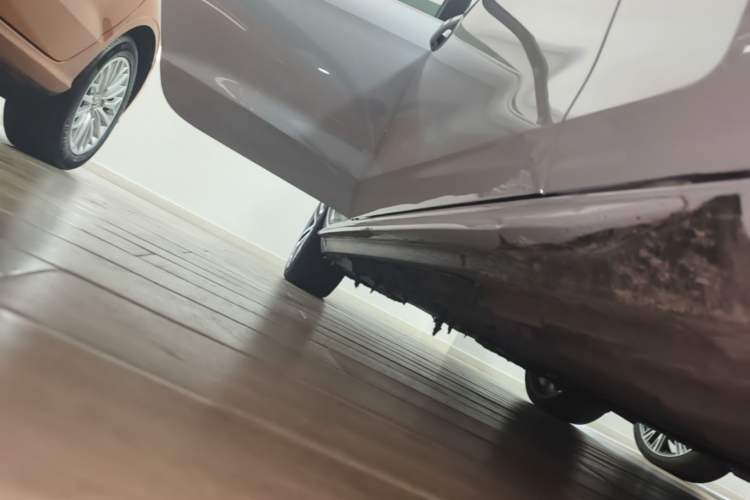 Used Audi A4L 2020 45 TFSI quattro Prestige Dynamic Edition Right Side Sill