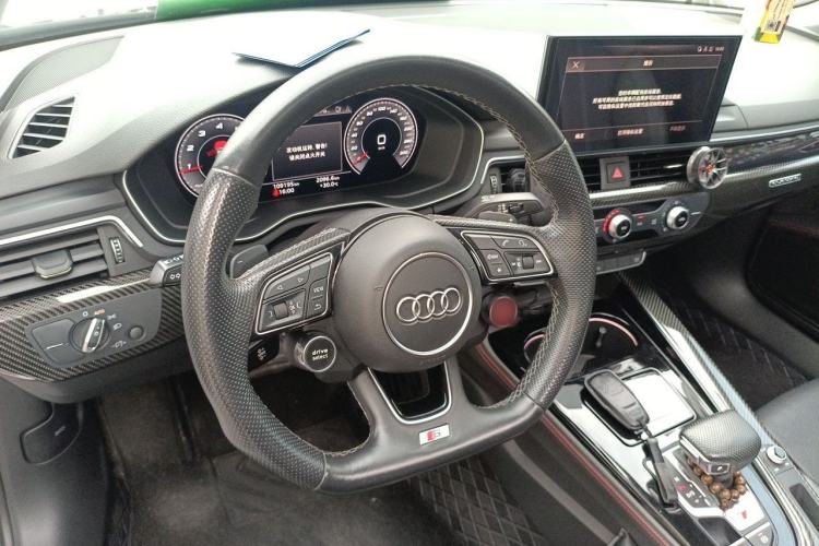 Used Audi A4L 2020 40 TFSI Fashion Dynamic Model Steering Wheel