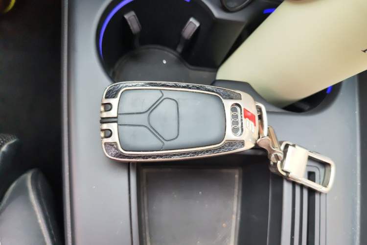 Used Audi A4L 2020 40 TFSI Fashion Dynamic Model Vehicle Key