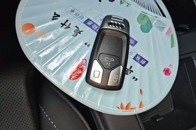 Used Audi A4L 2020 40 TFSI Fashion Dynamic Model Vehicle Key
