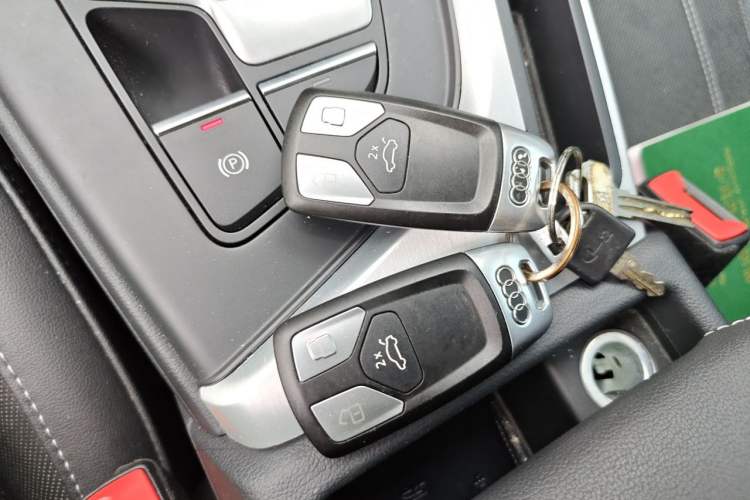 Used Audi A4L 2020 40 TFSI Fashion Dynamic Model Vehicle Key
