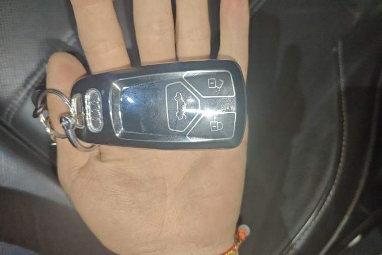 Used Audi A4L 2020 40 TFSI Fashion Dynamic Model Vehicle Key