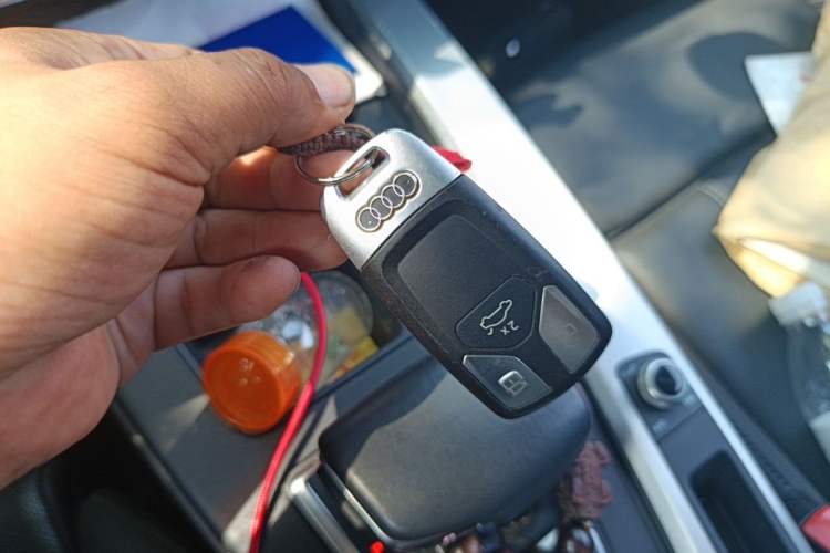 Used Audi A4L 2020 40 TFSI Fashion Dynamic Model Vehicle Key