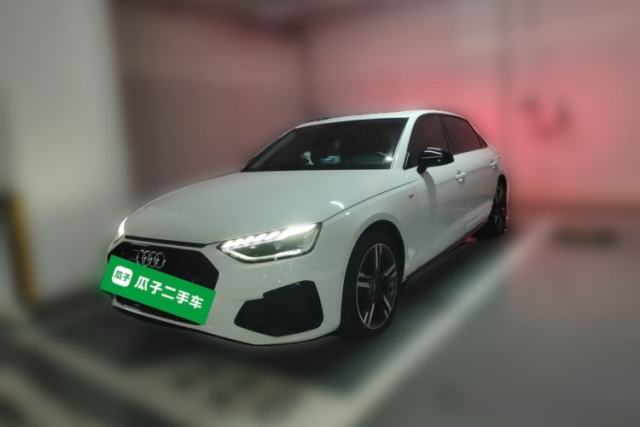 Audi A4L 2020 40 TFSI Luxury Dynamic Model с пробегом