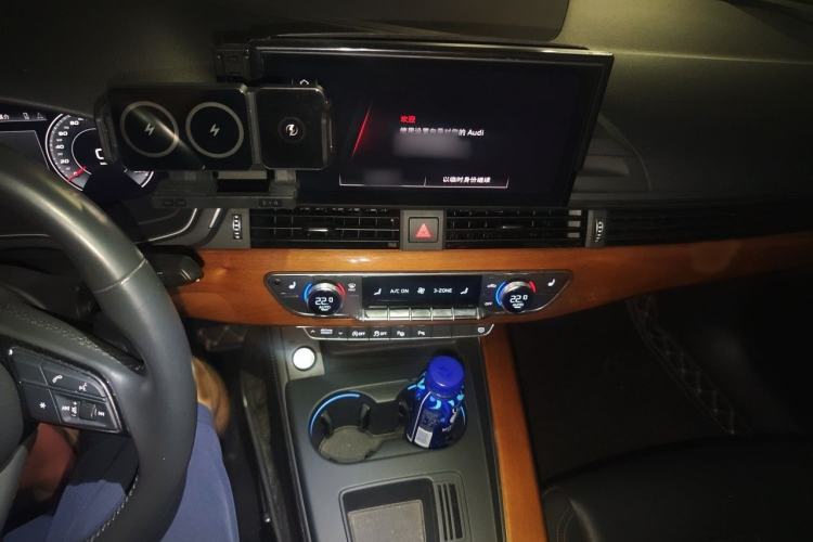 Used Audi A4L 2020 40 TFSI Luxury Prestige Edition Audio And AC Panel