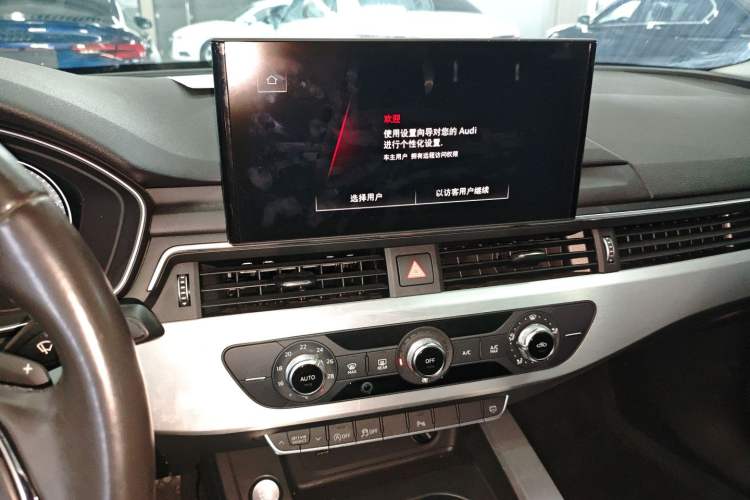 Used Audi A4L 2020 40 TFSI Fashion Dynamic Model Audio And AC Panel
