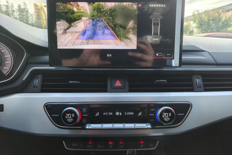 Used Audi A4L 2020 40 TFSI Fashion Dynamic Model Audio And AC Panel