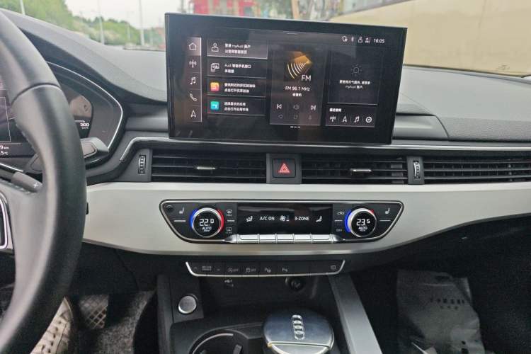 Used Audi A4L 2020 40 TFSI Luxury Dynamic Model Audio And AC Panel