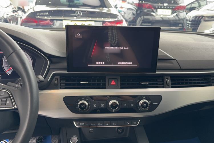 Used Audi A4L 2020 40 TFSI Fashion Dynamic Model Audio And AC Panel