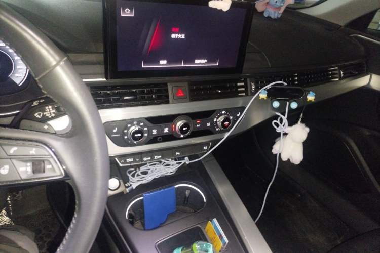 Used Audi A4L 2020 40 TFSI Fashion Dynamic Model Audio And AC Panel