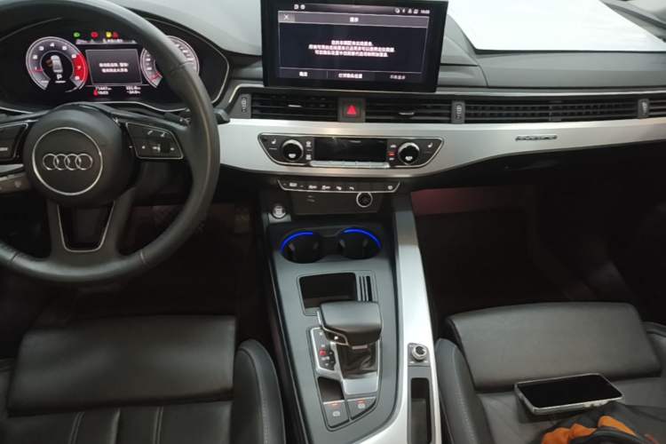 Used Audi A4L 2020 40 TFSI quattro Luxury Dynamic Model Audio And AC Panel