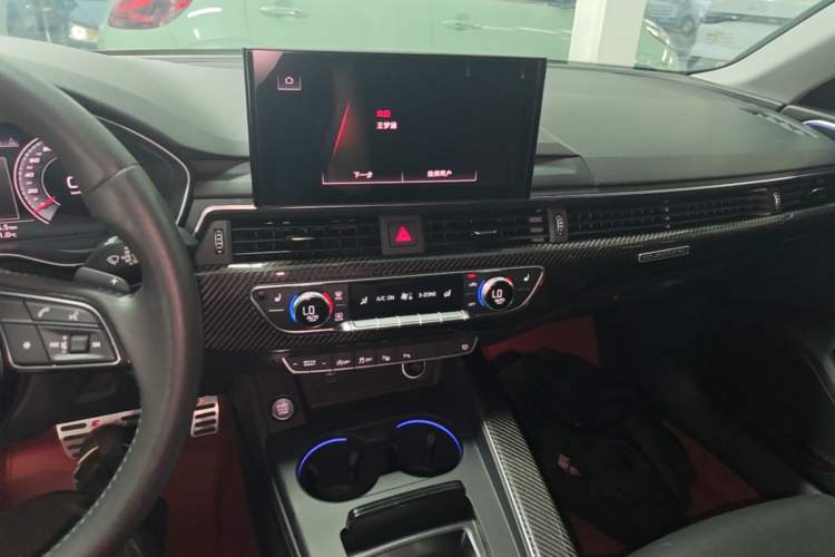 Used Audi A4L 2020 40 TFSI Fashion Dynamic Model Audio And AC Panel