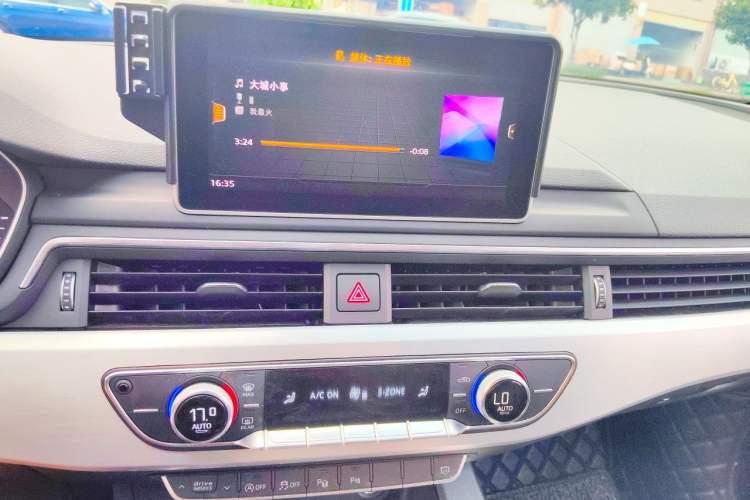 Used Audi A4L 2020 40 TFSI Luxury Prestige Edition Audio And AC Panel
