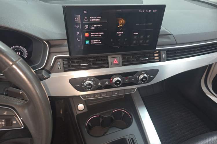 Used Audi A4L 2020 40 TFSI Fashion Dynamic Model Audio And AC Panel