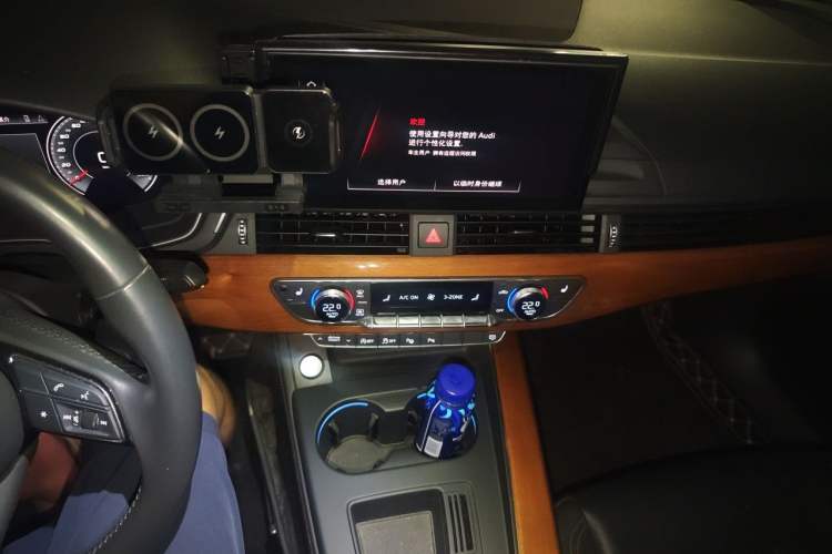 Used Audi A4L 2020 40 TFSI Luxury Prestige Edition Audio And AC Panel