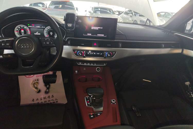 Used Audi A4L 2020 40 TFSI Luxury Dynamic Model Audio And AC Panel