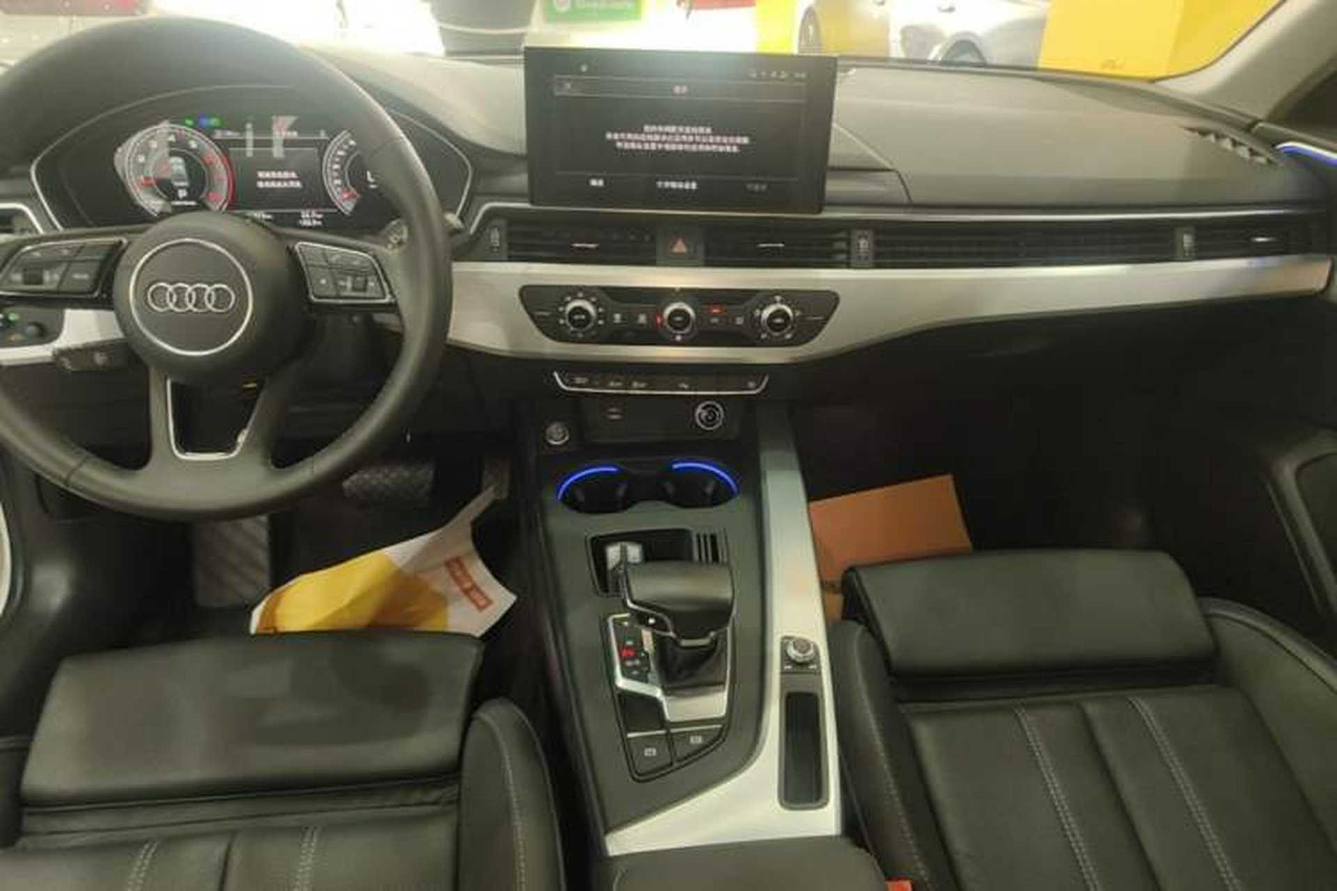 Used Audi A4L 2020 40 TFSI Fashion Dynamic Model Audio And AC Panel