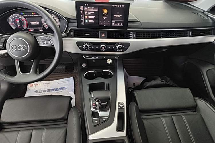 Used Audi A4L 2020 40 TFSI Fashion Dynamic Model Audio And AC Panel