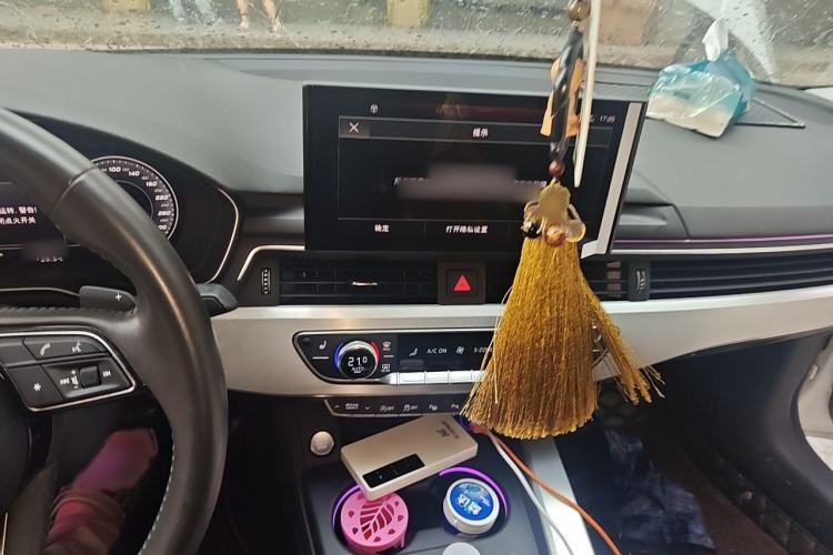 Used Audi A4L 2020 40 TFSI Luxury Dynamic Model Audio And AC Panel