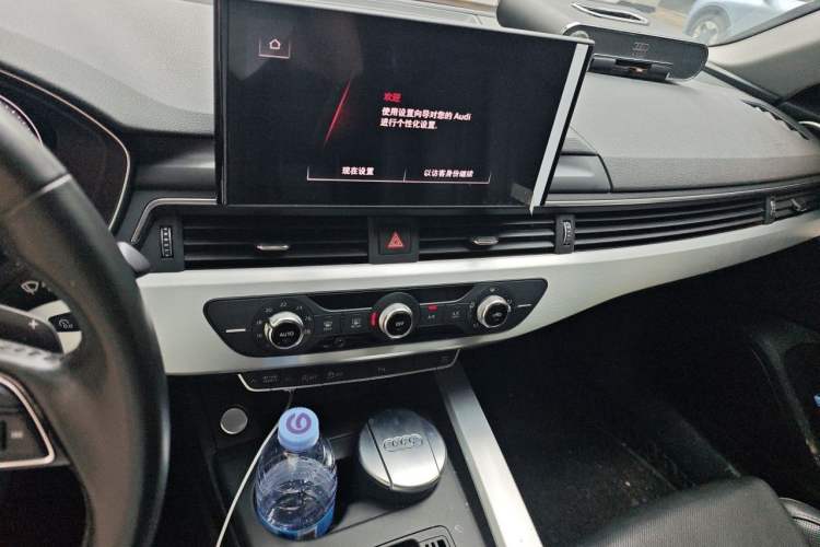 Used Audi A4L 2020 40 TFSI Fashion Dynamic Model Audio And AC Panel
