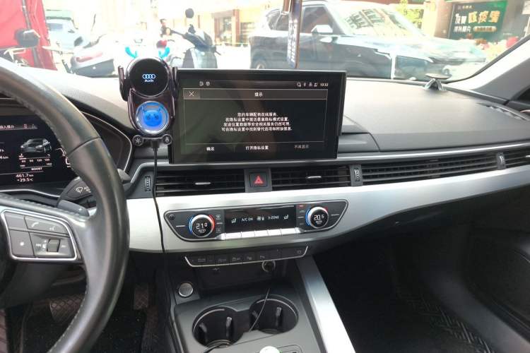 Used Audi A4L 2020 40 TFSI Luxury Dynamic Model Audio And AC Panel
