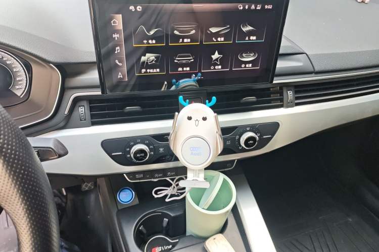 Used Audi A4L 2020 40 TFSI Fashion Dynamic Model Audio And AC Panel