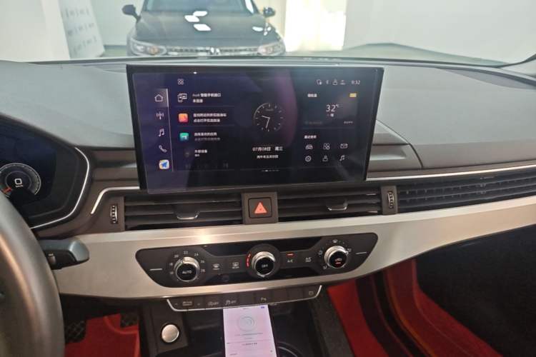 Used Audi A4L 2020 40 TFSI Fashion Dynamic Model Audio And AC Panel