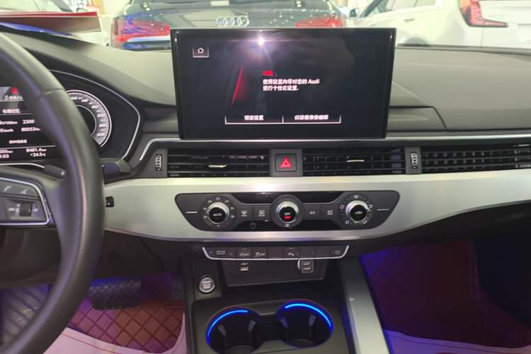 Used Audi A4L 2020 40 TFSI Fashion Dynamic Model Audio And AC Panel