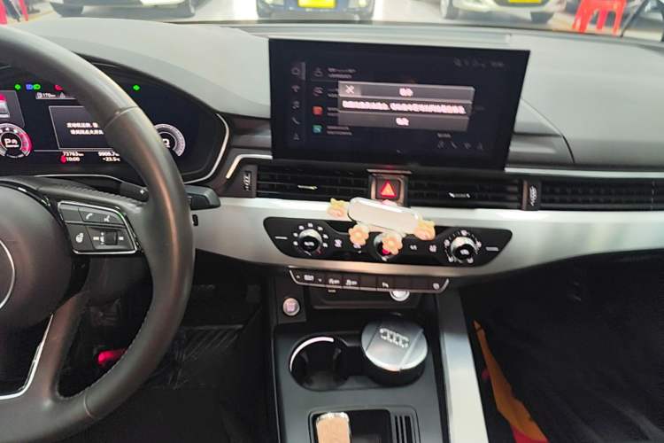 Used Audi A4L 2020 40 TFSI Fashion Dynamic Model Audio And AC Panel