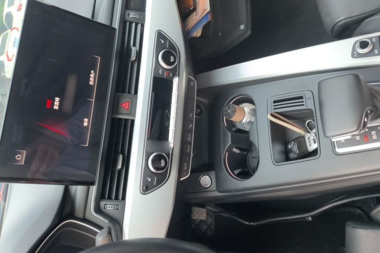 Used Audi A4L 2020 40 TFSI Luxury Dynamic Model Audio And AC Panel