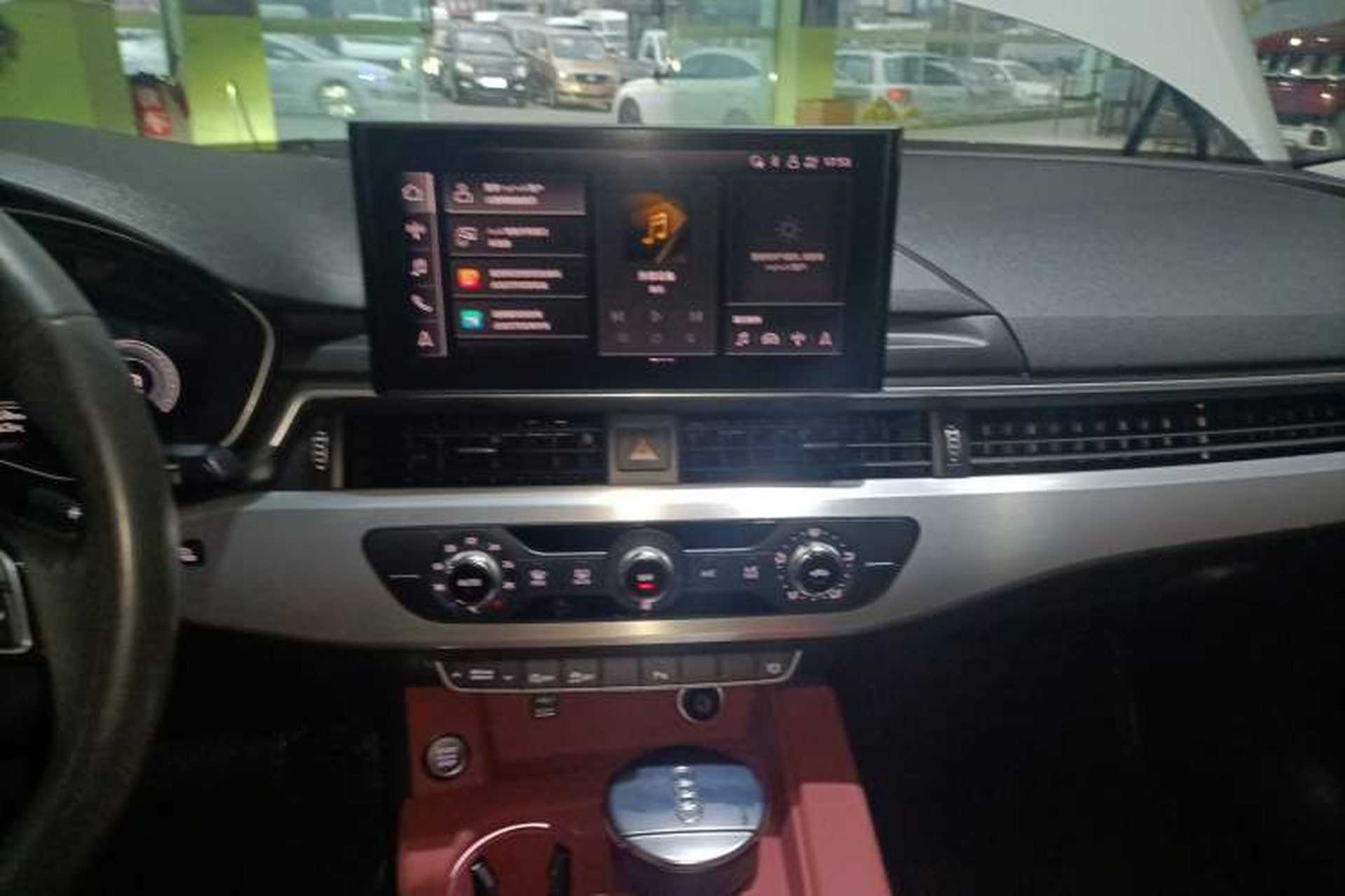 Used Audi A4L 2020 40 TFSI Fashion Dynamic Model Audio And AC Panel