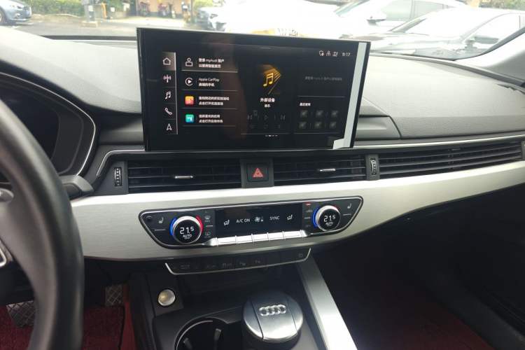 Used Audi A4L 2020 40 TFSI Luxury Dynamic Model Audio And AC Panel