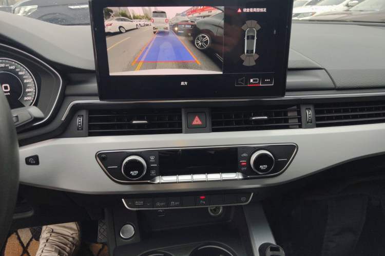 Used Audi A4L 2020 40 TFSI Fashion Dynamic Model Audio And AC Panel