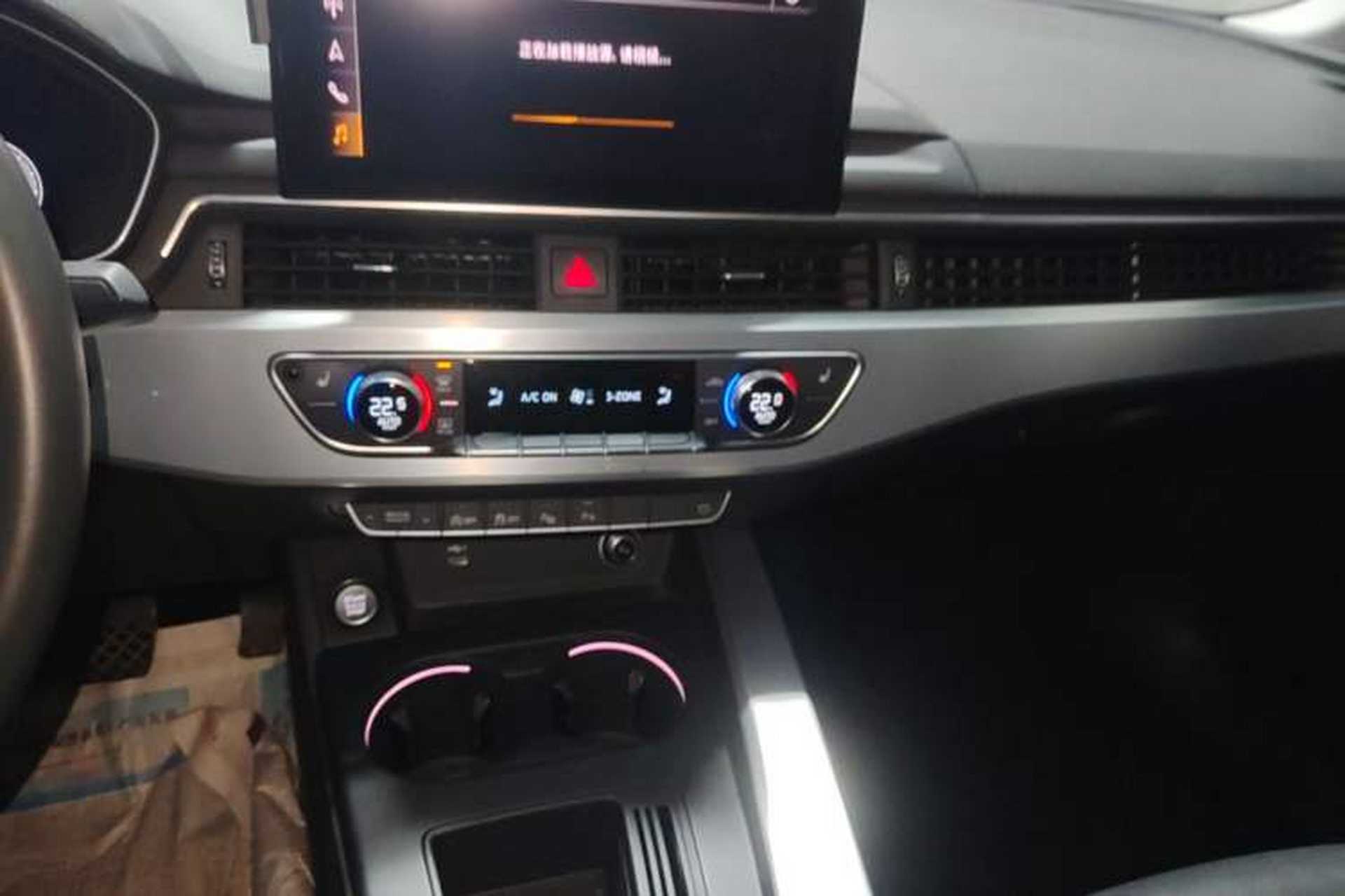 Used Audi A4L 2020 40 TFSI Fashion Dynamic Model Audio And AC Panel
