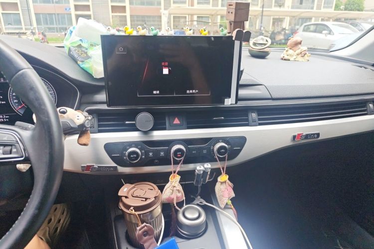 Used Audi A4L 2020 40 TFSI Fashion Dynamic Model Audio And AC Panel