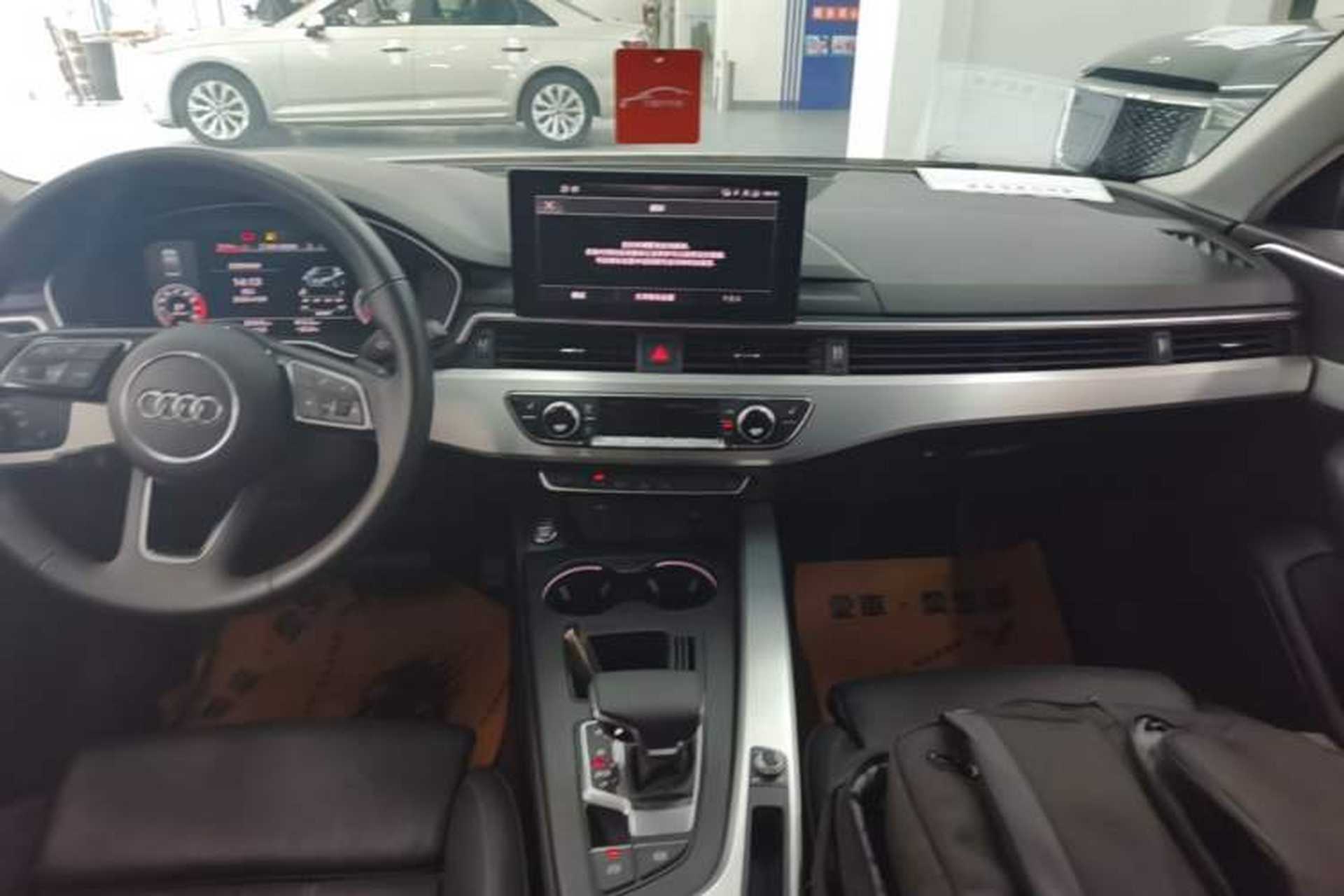 Used Audi A4L 2020 40 TFSI Luxury Dynamic Model Audio And AC Panel