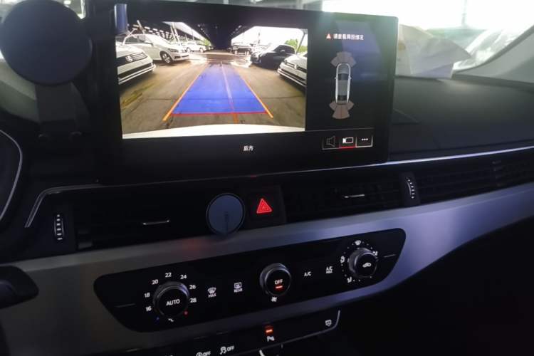 Used Audi A4L 2020 40 TFSI Fashion Dynamic Model Audio And AC Panel