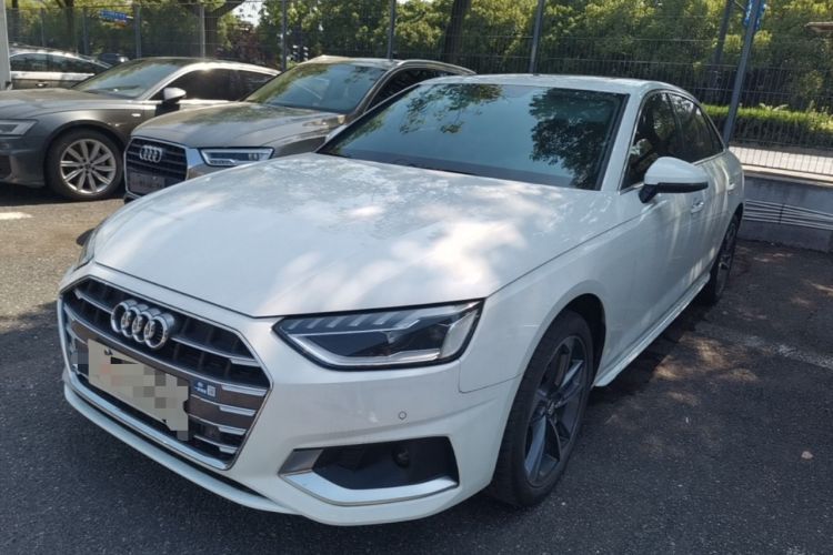 Used Audi A4L 2020 40 TFSI Fashionable and Elegant Model Guazi used car, China used car export, Used car for sale, Used cars, Cheapest cars for sale