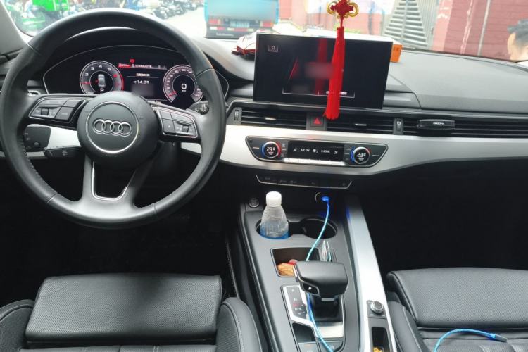 Used Audi A4L 2020 40 TFSI Fashion Dynamic Model Center Console