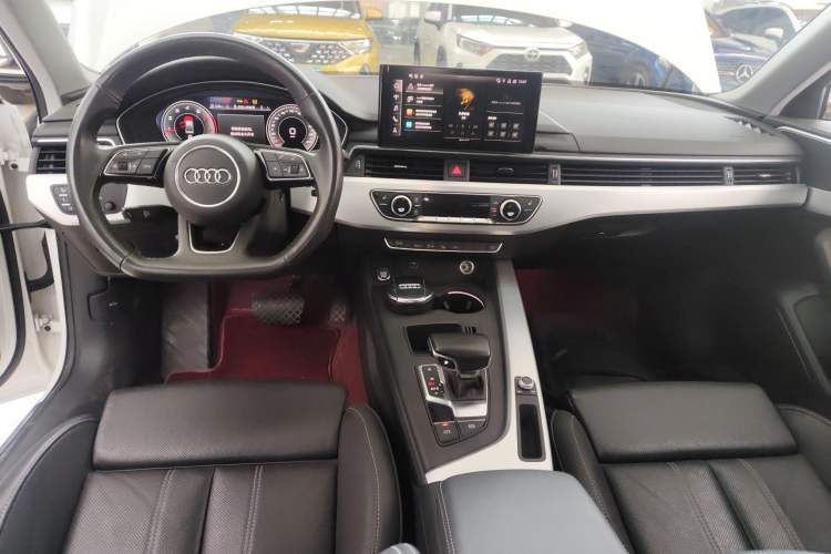 Used Audi A4L 2020 40 TFSI Luxury Dynamic Model Center Console