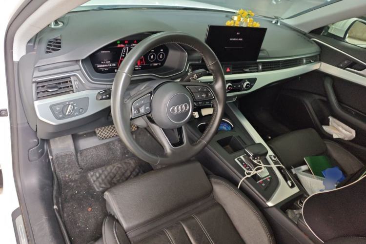 Used Audi A4L 2020 40 TFSI Fashion Dynamic Model Center Console
