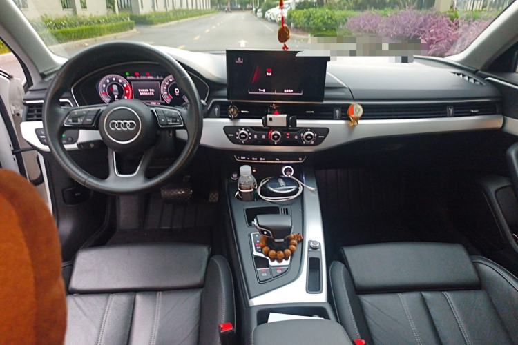 Used Audi A4L 2020 40 TFSI Fashion Dynamic Model Center Console
