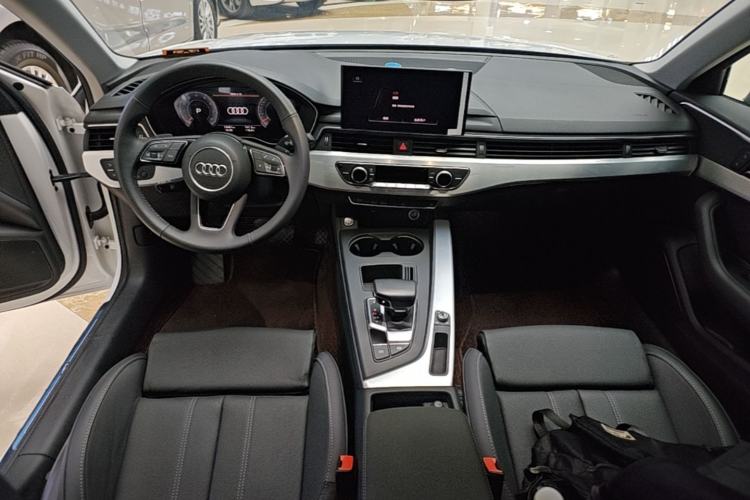 Used Audi A4L 2020 40 TFSI Fashion Dynamic Model Center Console