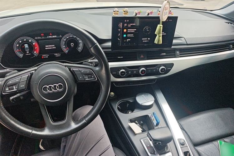 Used Audi A4L 2020 40 TFSI Fashion Dynamic Model Center Console